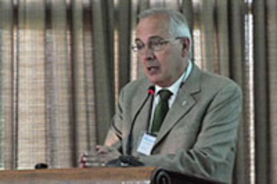 El Profesor de la Universidad de Santiago de Chile, Francisco Javier Gil.