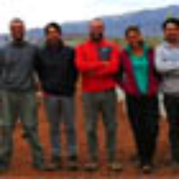 Parte del equipo de trabajo del APA, desde la izquierda: Víctor Muñoz, Mirko Talamilla, Nicolás Franck, Denisse Zamorano y Manuel Cáceres en el ensayo de 
