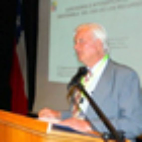 El Presidente de la Sociedad Agronómica de Chile (SACH), Sr. Horst Berger, en su discurso de apertura.