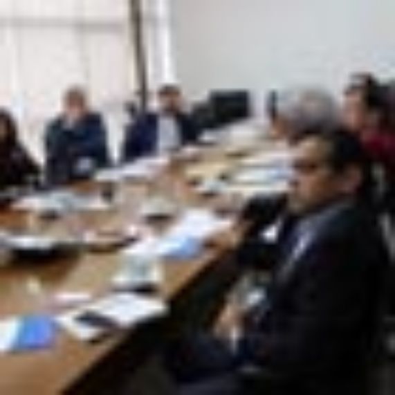 El primer Consejo Consultivo del Centro de Extensión Hortícola reunió a actores claves del ámbito público y privado. 