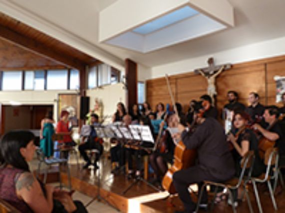 Orquesta de Facultad rinde homenaje a los selknam en La Victoria