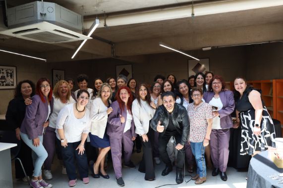 Día de la Secretaria en la facultad estuvo marcado por reconocimiento a las trabajadoras, especialmente, a Viviana Pizarro.
