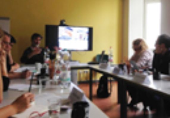 Académico FAU expuso sobre gentrificación en Alemania