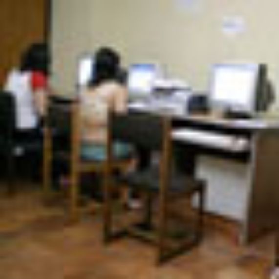 Alumno de Hogares Universitarios: Recuerda renovar tu vacante 2012