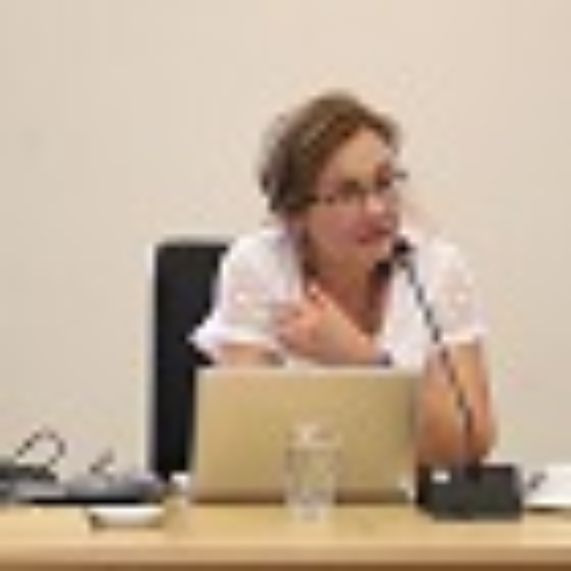 Senadora Universitaria María Eugenia Domínguez, académica del Instituto de la Comunicación e Imagen (ICEI).