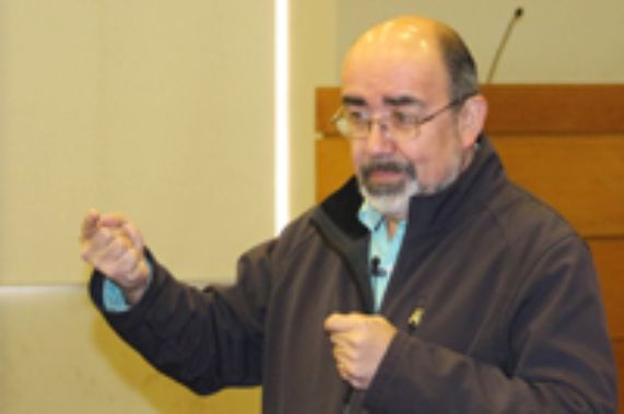 Profesor Carlos Ossa: 
