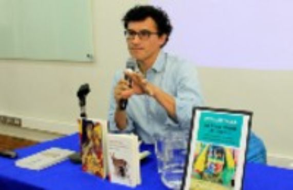 Marco Avilés, escritor y periodista, autor del libro 