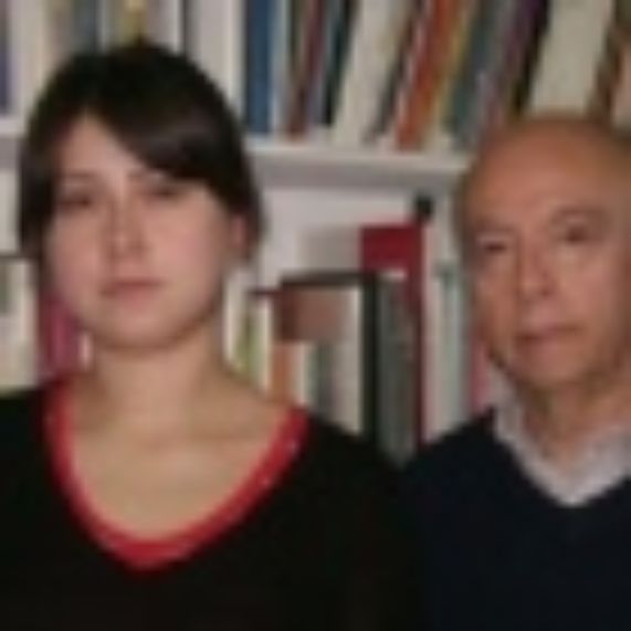 Marcela Salgado junto al prof. Hugo Romero. 