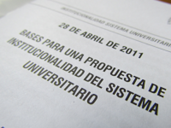 Librillo de la propuesta del Senado Universitario para mejorar el Sistema Universitario.
