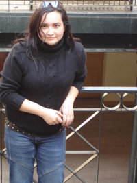 La actriz y académica de la Escuela de Teatro protagoniza "Petrópolis", el segundo trabajo de la Compañía del Ciudadano.