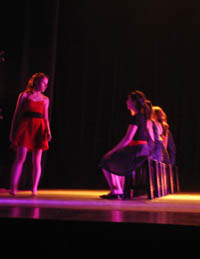 La coreografía "Fémina", creación del estudiante Pablo Zamorano, será estrenada en la Gala Universitaria de Danza que dará por concluido el 5º Encuentro Universitario de Danza Balmaceda Arte Joven.