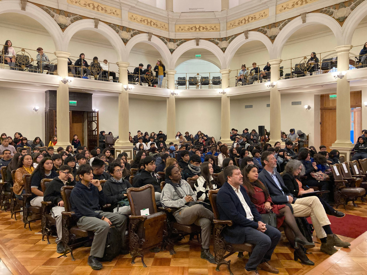 Universidad de Chile da la bienvenida a más de 600 nuevos estudiantes ...