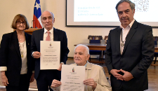 チリ大学名誉教師にフェルナンド・カッソルラ氏とジョルジオ・ソリマン氏を選出