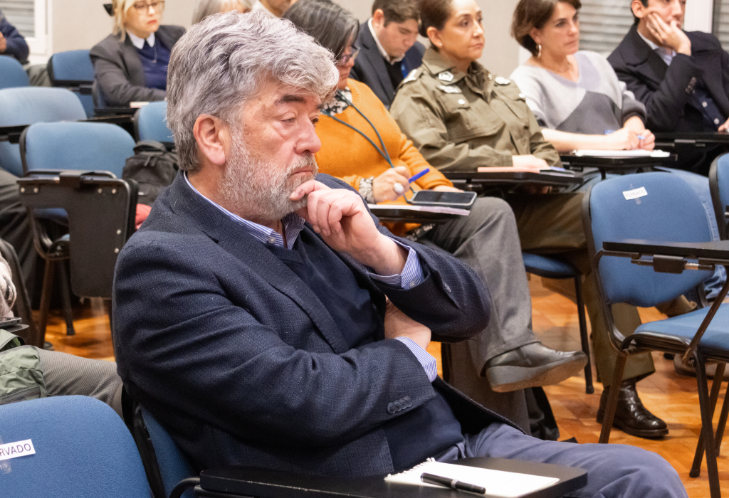 Al encuentro, realizado en la Sala Matilde Brandau, asistió el nuevo director del INDH, el abogado Yerko Ljubetic.