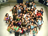 Con gran entusiasmo y emoción, 51 alumnos de Enseñanza Media se convirtieron en egresados de la Escuela de Verano de la Universidad de Chile, generación 2009.