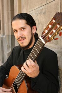 El guitarrista Nicolás Silva, alumno de Luis Orlandini, rendirá su examen de título abierto al público el 23 de mayo en la sala Zegers. En la ocasión estrenará una obra de Fernando García. 