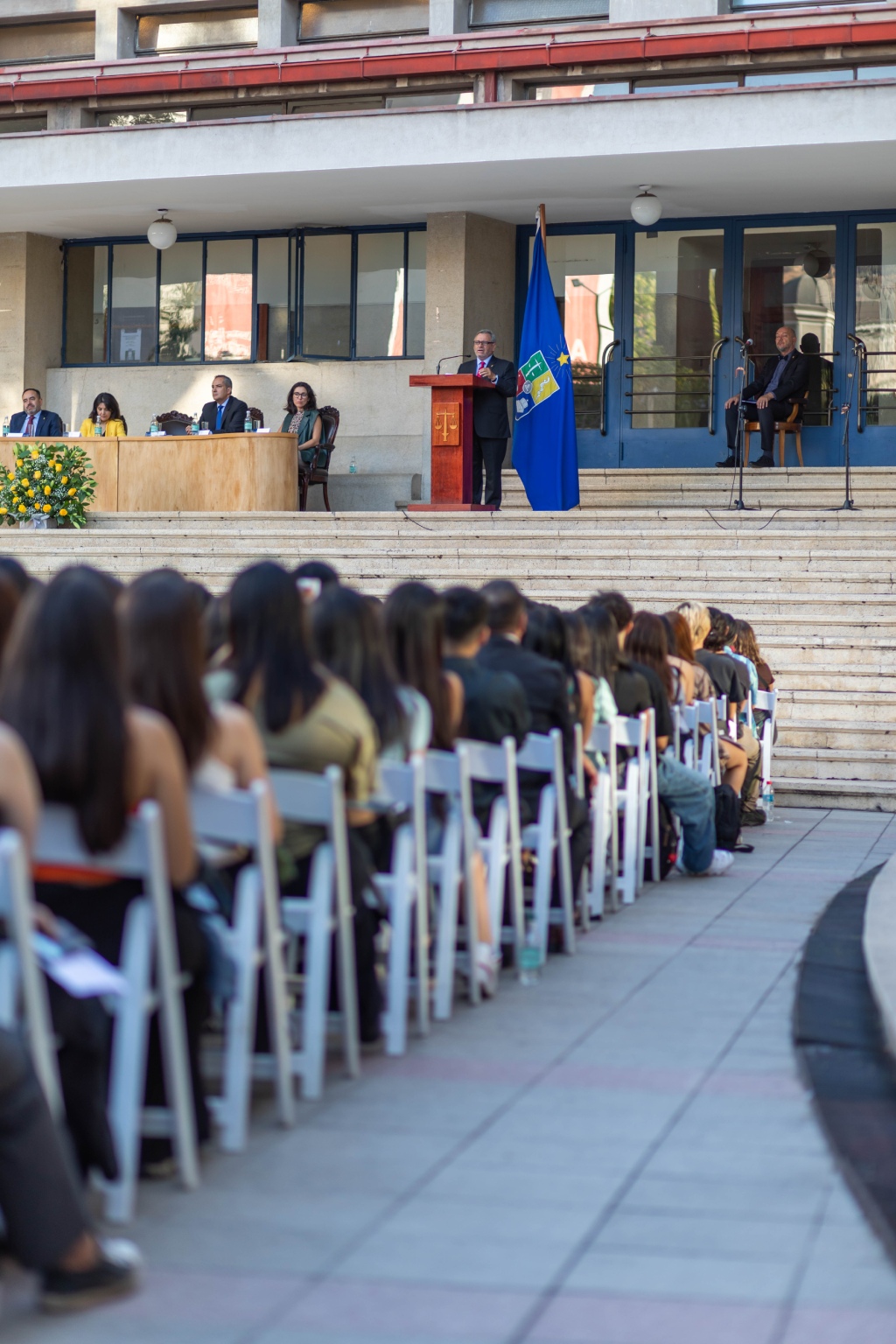 El encuentro efectuado en el Patio Central contó con la participación de cerca de 480 estudiantes de primer año.