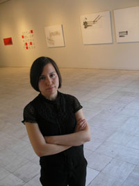 Marta Hernández es egresada de Licenciatura en Artes, mención Artes Plásticas y actualmente es ayudante del Profesor Patricio González.