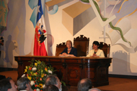 La jefa de Estado encabezó la ceremonia de celebración de los 165 años de la Universidad de Chile, la que se llevó a cabo en la tarde del miércoles 21 de noviembre.