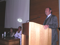 El acto estuvo presidido por el Decano de la Facultad de Odontología, Prof. Dr. Julio Ramírez Cádiz.
