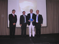 De izquierda a derecha: Dr. Vicente Aránguiz, Dr. Ivan Urzúa, Dr. Jorge Garat y Dr. Gustavo Moncada.