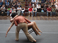 Estudiantes del Departamento de Danza de la Facultad de Artes interpretaron piezas coreográficas de danza modernas, creadas por ellos.
