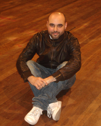 El 2004 Banfo se presentó en la sala Agustín Siré del Departamento de Teatro de la Universidad de Chile como actor en la obra "Due fratelli" de Fausto Paravidino.