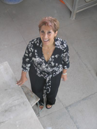 González es la única mujer de los cinco directores de departamentos al interior de la Facultad de Artes.