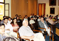Académicos, estudiantes y profesionales asistieron a los seminarios realizados en Pantanillos y en Casa Central.